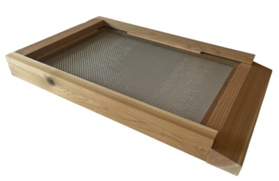 Bee Hive 8 Frame Screened Cedar Bottom Board 