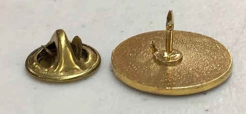 Very Nice CLUB COMMODORE Metal Lapel or Collar Pin