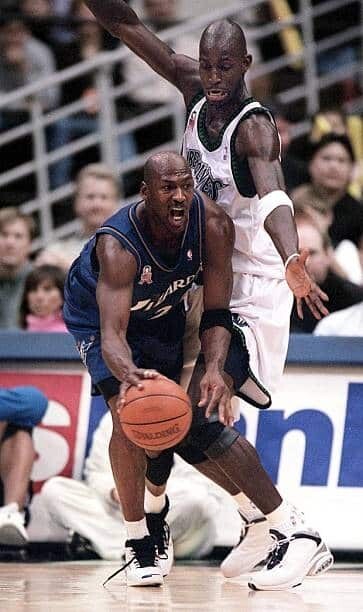 And1 Kevin Garnett KG1 Vintage HOF DS sz 9 w/mixed tape