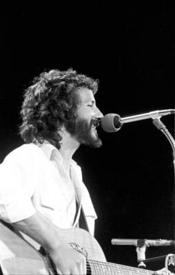 Cat Stevens Performing On Stage 1975 OLD PHOTO 9