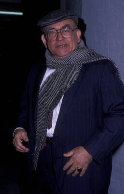 Ed Asner attends the opening of Metamorphosis on March 6, 19 - 1989 Old Photo 2