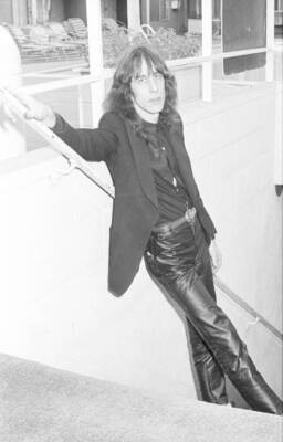 Todd Rundgren Photo SINGER BAND etc OLD MUSIC PHOTO 10