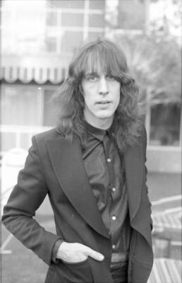 Todd Rundgren Photo SINGER BAND etc OLD MUSIC PHOTO 23