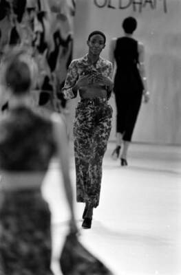 Roshumba Williams model in a Todd Oldham fashion show 1993 Old Photo 10