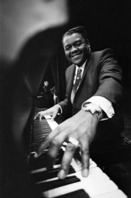 Jewellery studded Fats Domino at the Saville Theatre weighed down - Old Photo