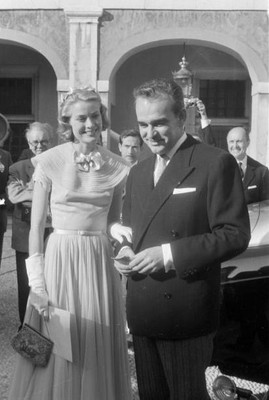 Wedding Of Grace Kelly And Prince Rainier Of Monaco In 1956 Old Photo 11