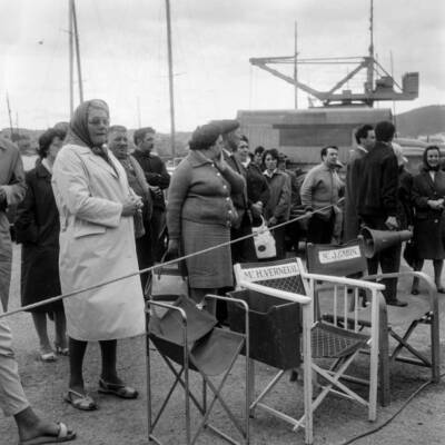 Onlookers behind the armchairs of Jean Gabin and Henri Verneuil du- Old Photo