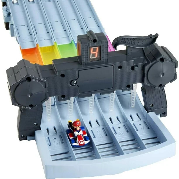 Hot Wheels Mario Kart Rainbow Road Race Track Set | Lights & Sounds | Brand New