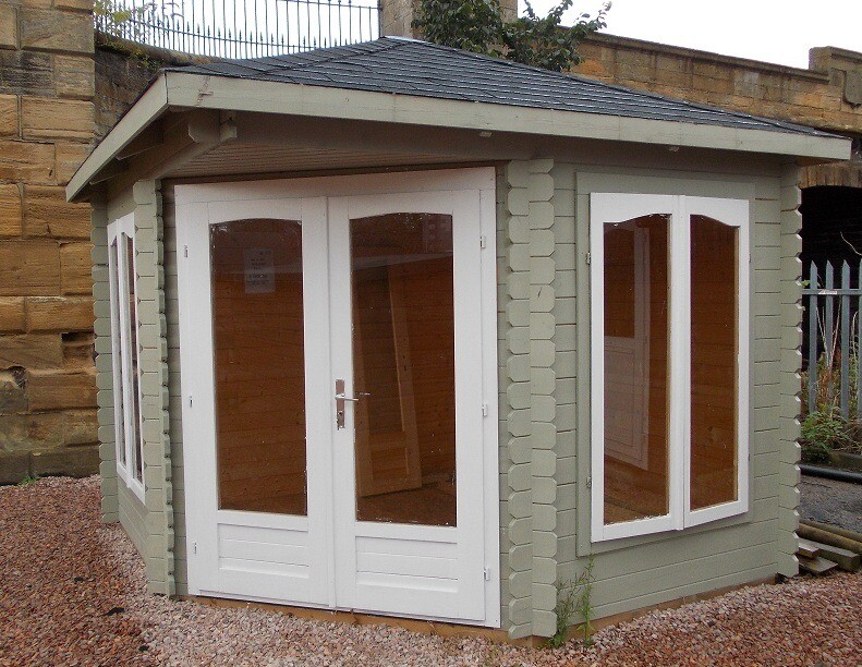 Corner Summer House in Forfar, Angus Gumtree