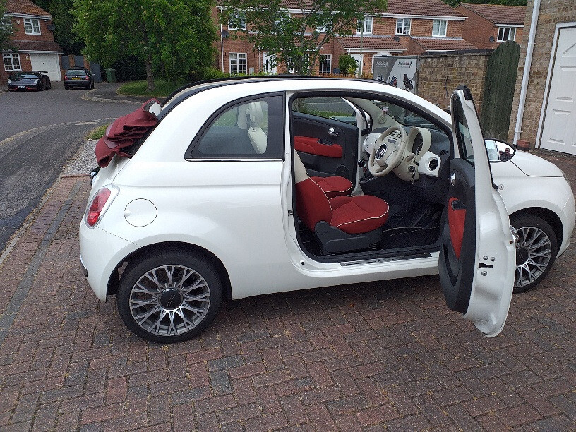 FIAT 500c CONVERTIBLE IN WHITE WITH RED ROOF 1.2 START STOP | in Fareham, Hampshire | Gumtree