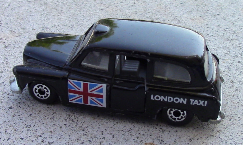 Matchbox Taxi FX4R London Taxi 1986 Decent Condition Loose