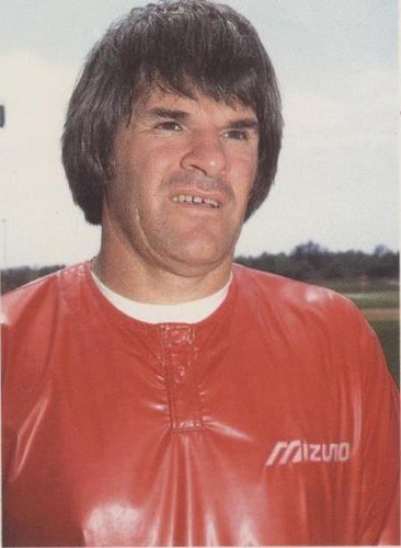 1985 Topps/Renata Galasso Official Pete Rose Baseball Card Set - Pete Rose #24