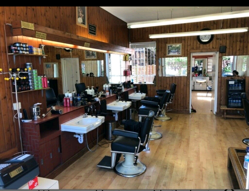 Traditional barber with experience wanted in West London South Ealing