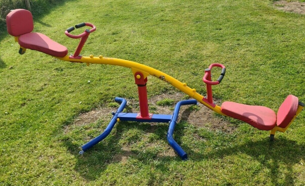 Gym Dandy see saw/roundabout playground toy teeter totter suit age 4