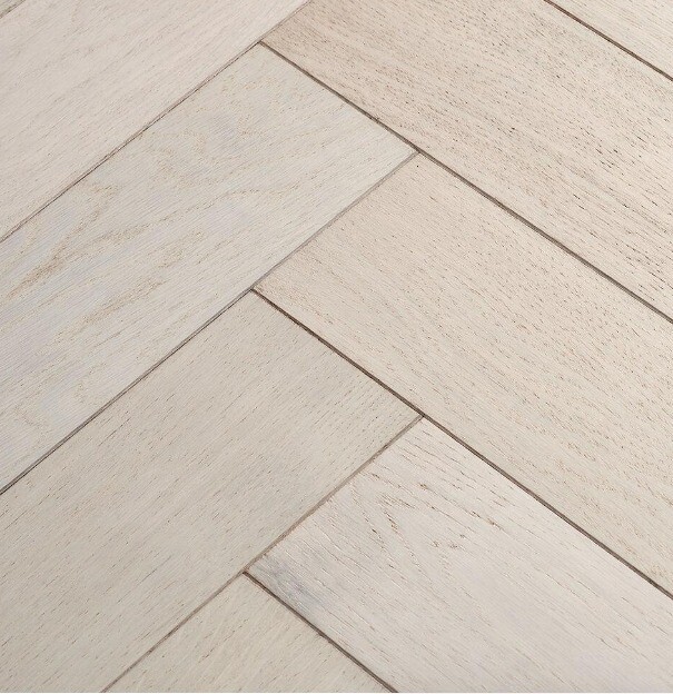 Herringbone 18mm x 5mmx 120mm x 500mm Natural Lacquered Engineered Oak