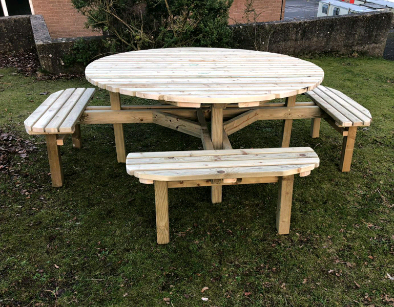 Round Picnic Table for sale in UK View 22 bargains