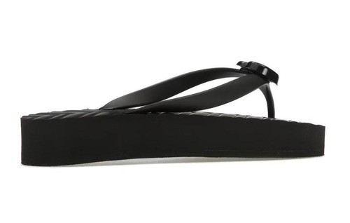 Pre-owned Gucci V Flip Flops Beach Outdoor Summer Black Women's Slippers