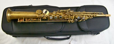 Eastman ESS652RL Soprano Saxophone with with case & mouthpiece