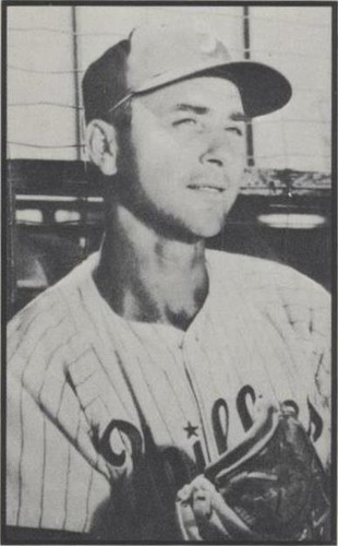 1983 C.C.C. 1953 Bowman Black & White Reprints - Johnny Wyrostek #35