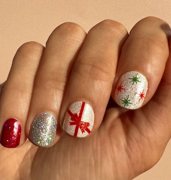 ☃️🎄HOLIDAYS Color Street Christmas Nail Polish Red Glitter FREE TWOSIE!🎅🏻❄️