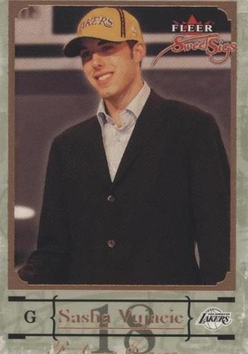 2004-05 Fleer Sweet Sigs - Sasha Vujacic #88