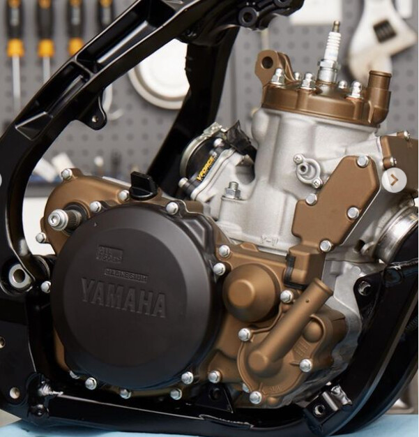 YZ125 Engine Bolt Kit for Rebuild of Yamaha YZ 125 Specbolt OE ZINC Fasteners