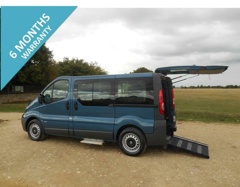 2013 VAUXHALL VIVARO 7 SEAT WHEELCHAIR ACCESSIBLE DISABLED MINIBUS in