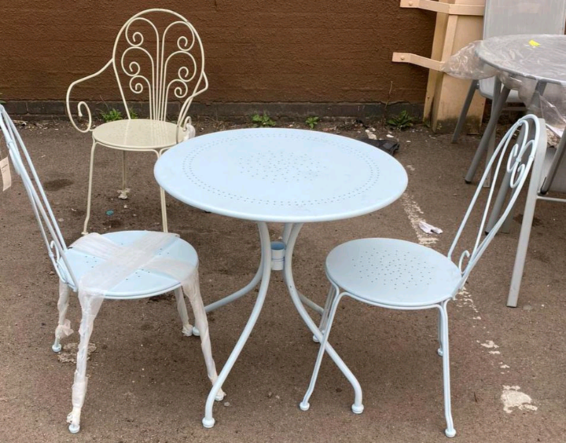 Metal Garden Outdoor Table £30. with 2 Chairs only £60. Real | in