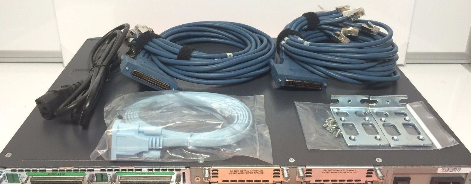 Cisco 2621 Router 16F/64D NM-16A Terminal Server 2511 12.3