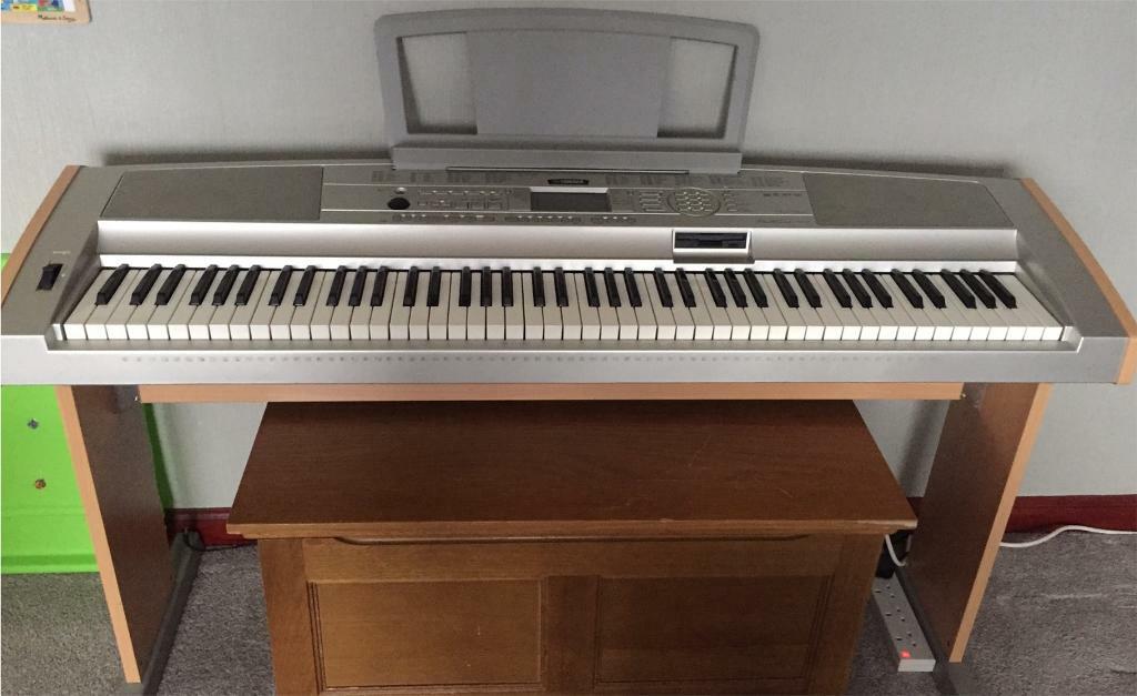 Yamaha Portable Grand DGX500 Keyboard in Monifieth, Dundee Gumtree