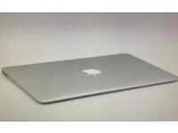 MacBook Air 2014 13-inch Core i5 1.4 GHz, 4GB Ram, 128GB SSD