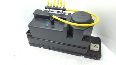 Central Locking System Control 12V HELLA Fits MERCEDES A209 C209 2038201997