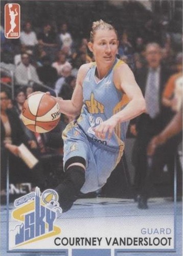 2017 Rittenhouse WNBA - Courtney Vandersloot #11
