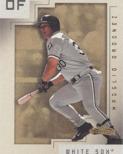 2001 Fleer Showcase - Magglio Ordonez #96