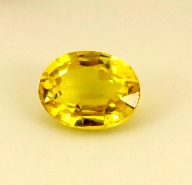 AAA+ Gemstone 9 Ct Yellow Sapphire GGI Certified Loose