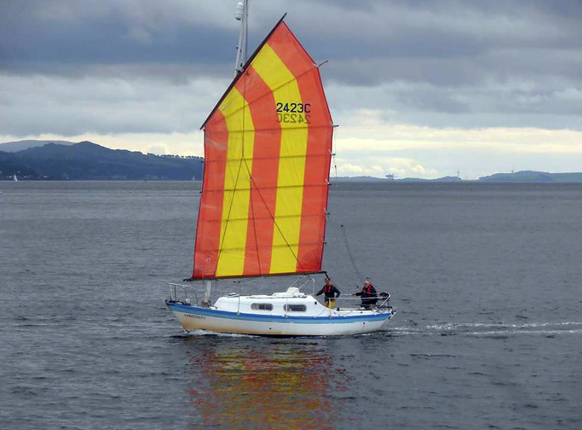 1973 Hurley 27 yacht, junk rig. Sailed regularly, recent Beta 10hp