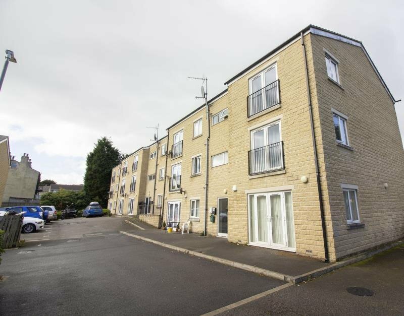 2 Bedroom Flat Halifax Pellon Lane Modern Stone Build Apartment