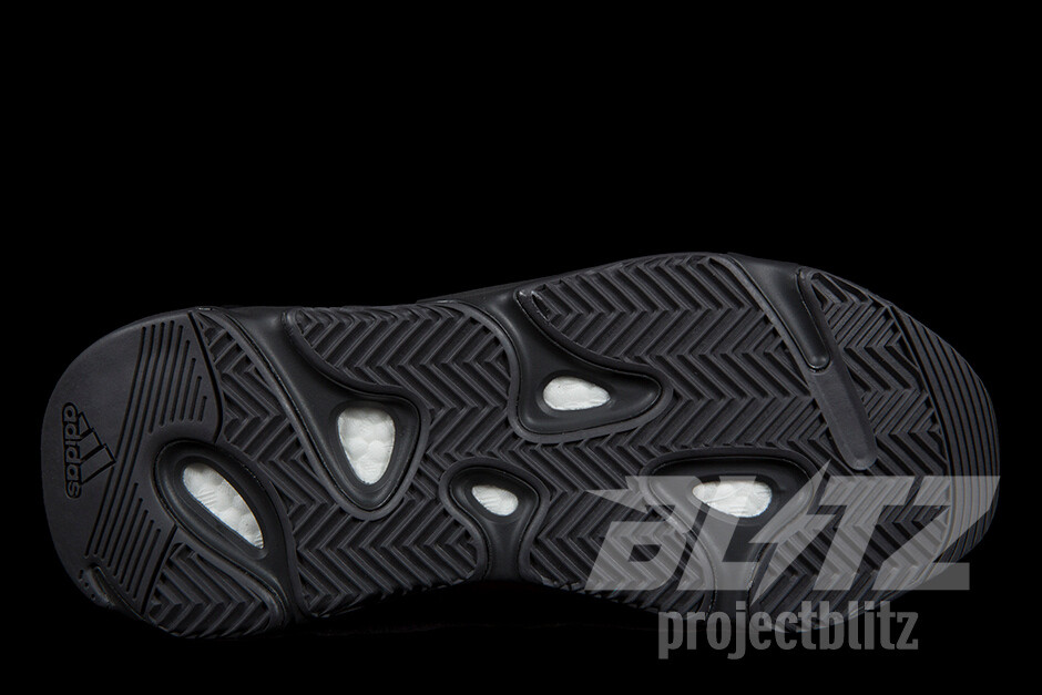 Pre-owned Adidas X Yeezy Adidas Yeezy Boost 700 Mnvn Orange Sz 5.5-13.5 2020 Fv3258 Orange In Orange/orange/orange