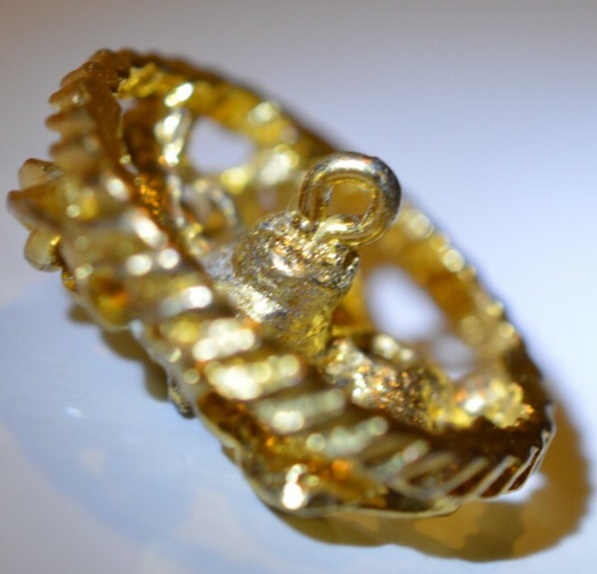 Lot of 5 Vintage Shank One Inch Buttons Floral Design Gold Tone with Rhinestones