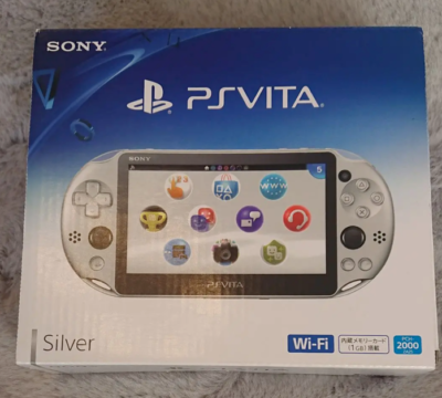 Sony PlayStation PS Vita Wi-Fi Modell silber Spielkonsole PCH 