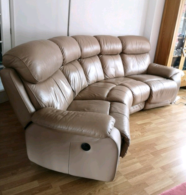 DFS Electric Power Recliner 4 seater Curve real leather sofa settee