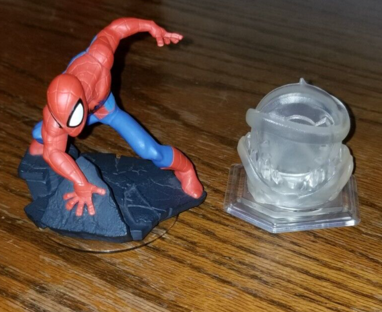 Disney infinity hotsell 2.0 spiderman playset