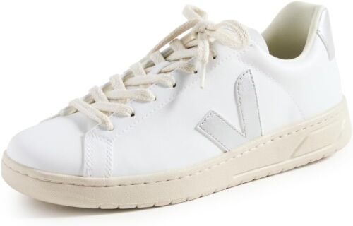 Pre-owned Veja Women's Urca Sneakers In White Silver