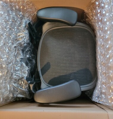 Herman Miller Aeron Chair Open Box Size B Fully Loaded Herman Miller Aeron Chair Open Box Size B Fully Loaded