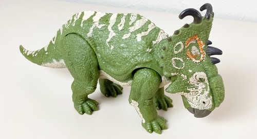 2018 Jurassic World Fallen Kingdom Roarivores Sinoceratops