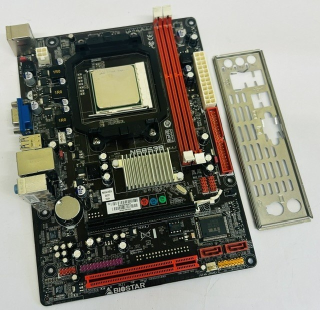 Biostar N68S3B VER:5.1 Socket AM3 DDR3 Motherboard, AMD Sempron CPU & I/O Shield