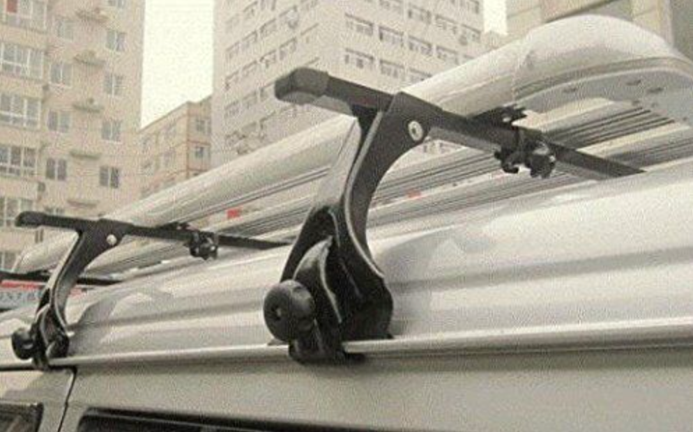 Thule Kits With Rain Gutters + Thule Squarebar Long