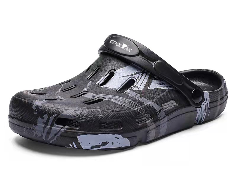 CoolYak Garden Clogs Women  Sandals Beach Slippers Swimming Slip Resistant