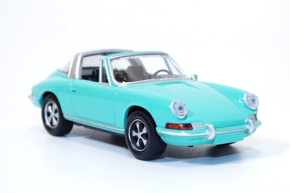 1/43 Porsche 911 Targa Spider 1969 Green Diecast Model Car