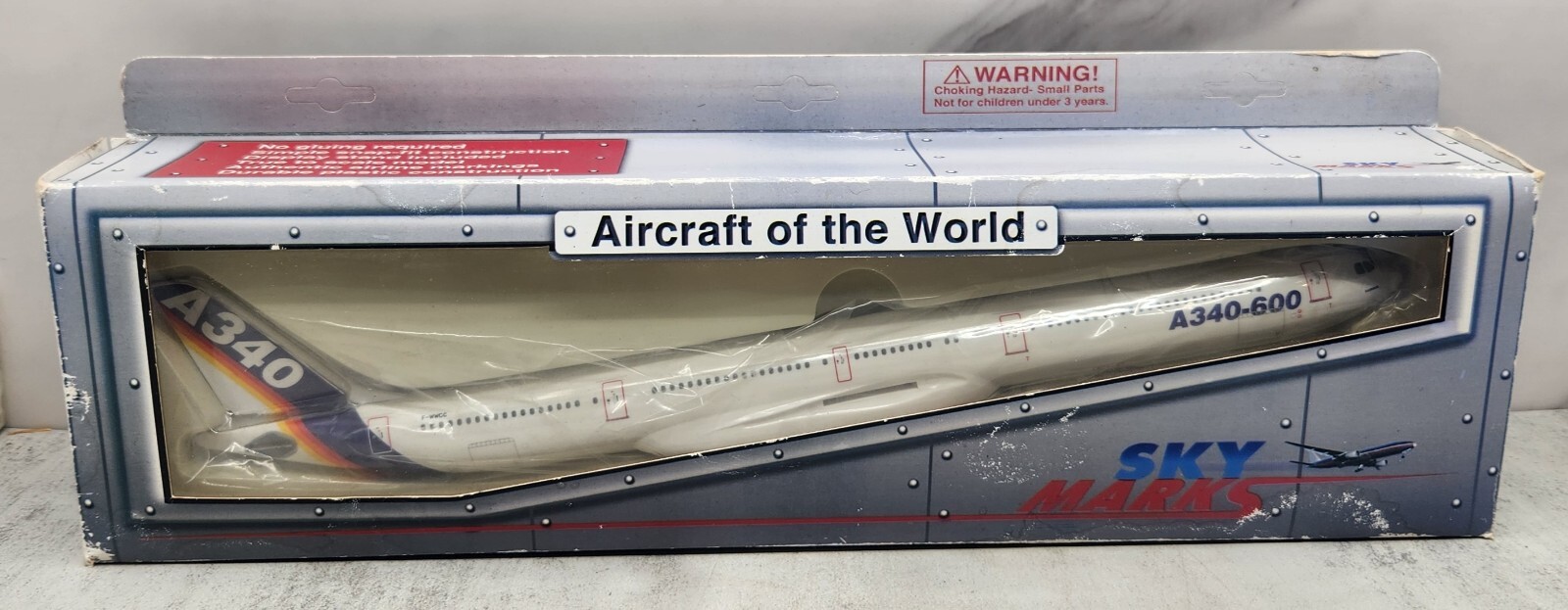 GULF AIR エアプレーンモデル　希少　Airbus A340 1/200 GULF AIR エアプレーンモデル 希少 Airbus A340 1/200 航空機